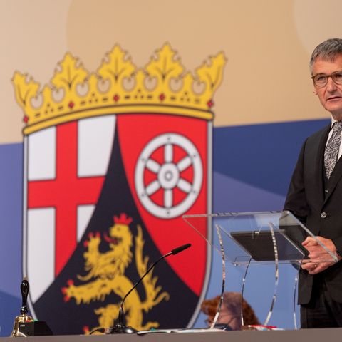 Hendrik Hering am Rednerpult