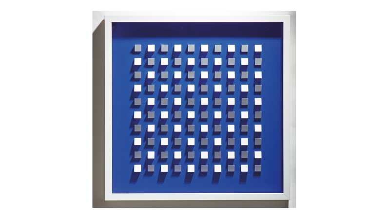 Zu sehen ist ein blaues Quadrat. In diesem befinden sich viele weitere, kleinere Quadrate in der Farbe Weiß und Hellgrau.
