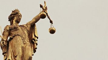 Justitia (m)