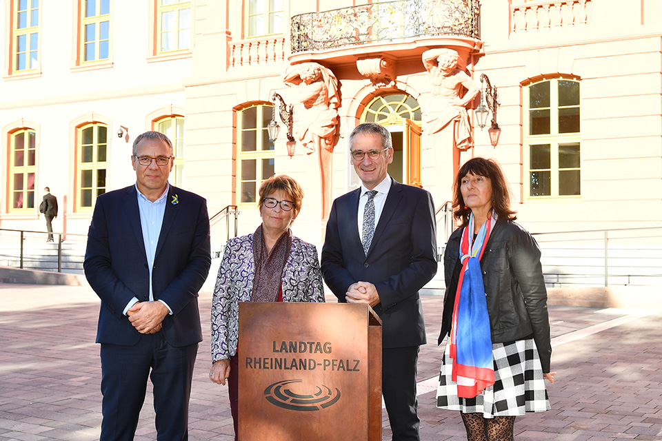 Gruppenbild vom Empfang
