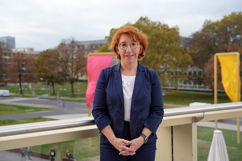 Die Vorsitzende des Ausschusses für Bildung Susanne Müller 
