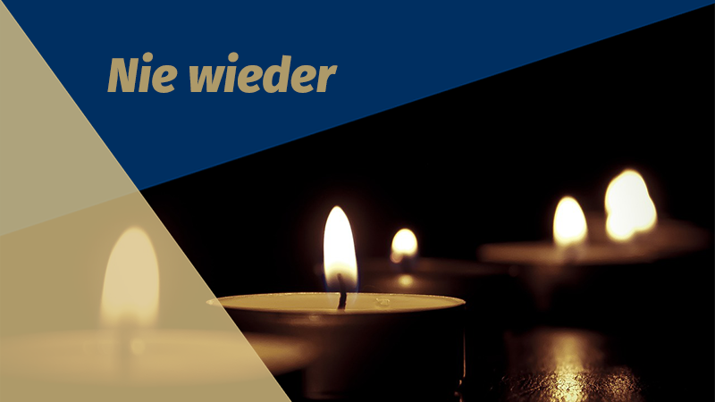 Im Hintergrund des Bildes flackern Teelichter in einem dunklen Raum. Im Vordergrund steht "Nieder Wieder".